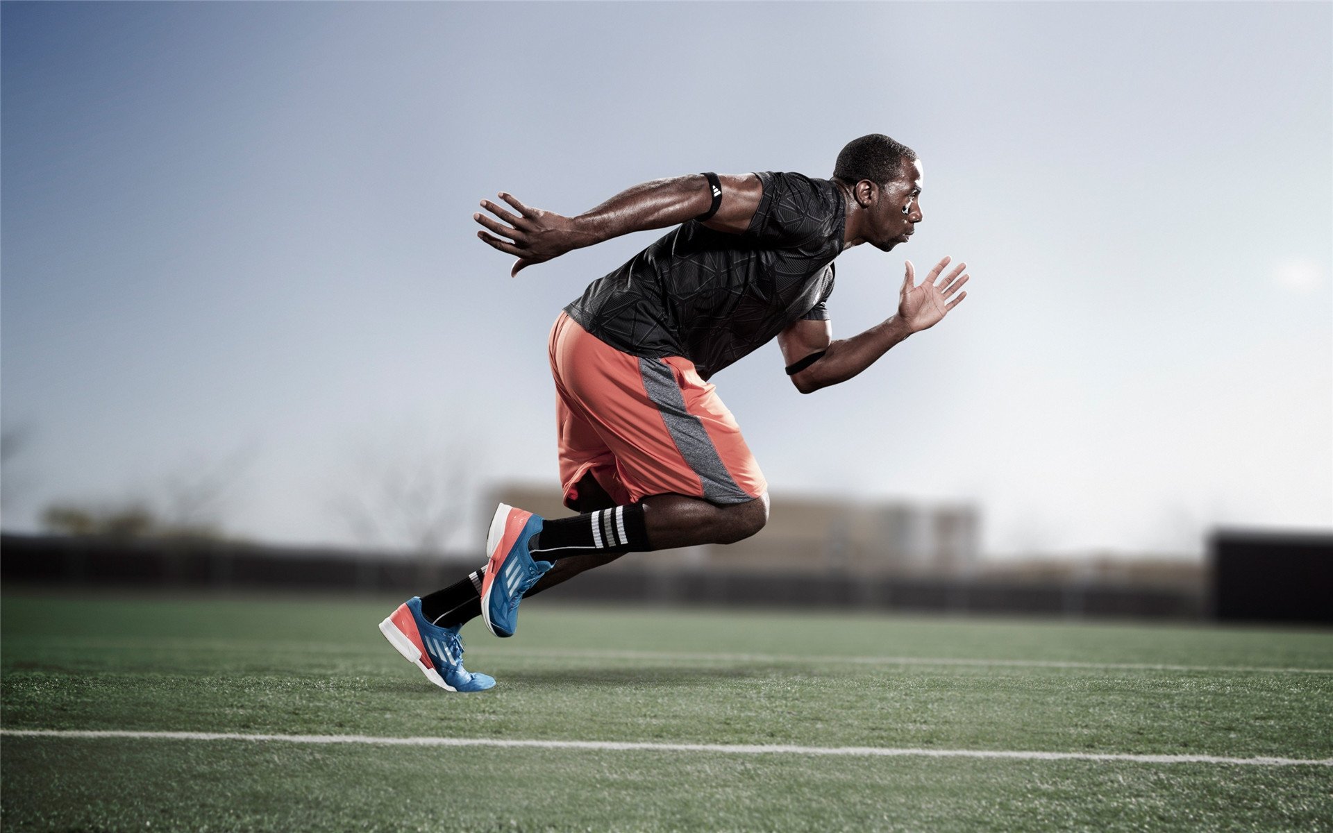 开云体育官网-阿根廷队主场战胜荷兰队获得友谊赛胜利，阿根廷对荷兰世界杯